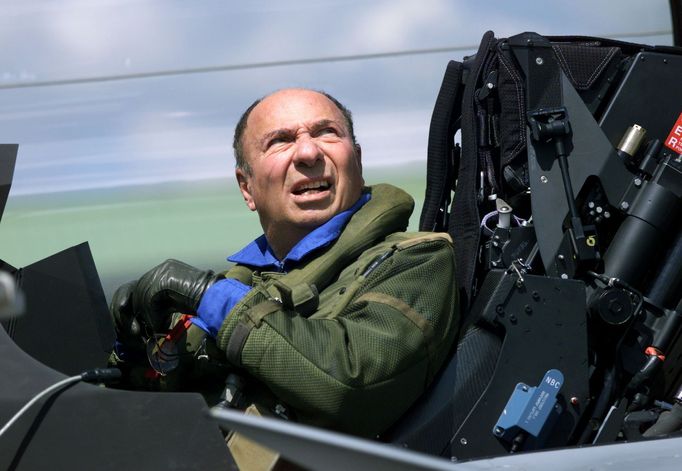 Serge Dassault.