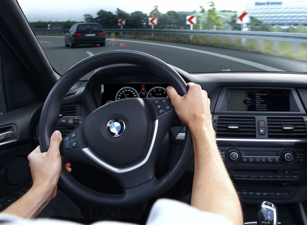 BMW - držení volantu