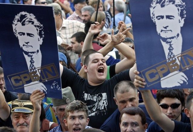 Demonstrace nacionalistů v Bělehradě