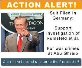 Jeden z reklamních letáku amerického Centra pro ústavní práva žádá vyšetření zločinů v irácké věznici v Abu Ghraibu.