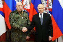 Putin rozjel čistky. Obávaný generál byl zatčen, ani rodina neví, kde se nachází