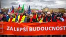 Protest studentů a odborů proti opatřením vlády Petra Fialy.