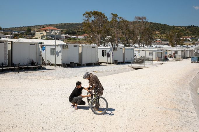 Uprchlický tábor Kara Tepe na ostrově Lesbos v Řecku.