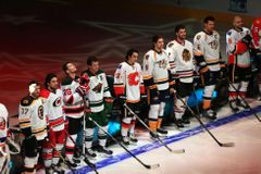 Hvězdy NHL bavily v Columbusu diváky, předvedl se i Voráček
