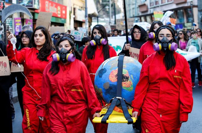 Celosvětové stávky za klima Fridays for Future