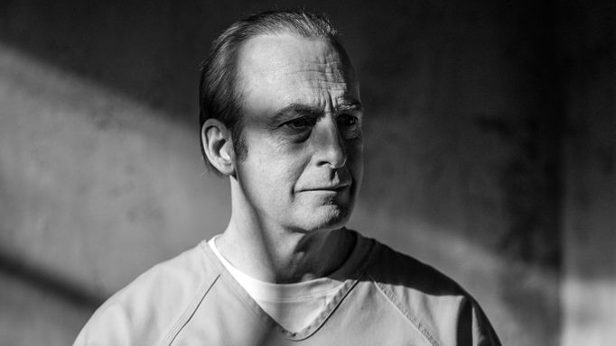 Bob Odenkirk jako Saul Goodman.