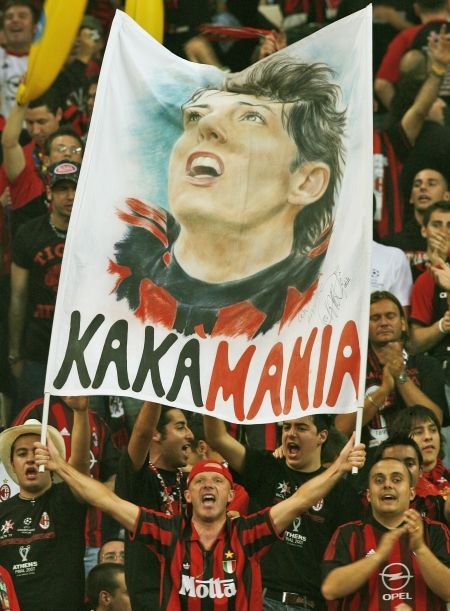 Příznivci AC Milán a Brazilce Kaká