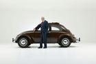 Jako vyslaný zástupce Volkswagenu do USA přiměl Carl Hahn Američany, aby se zamilovali do Brouka.
