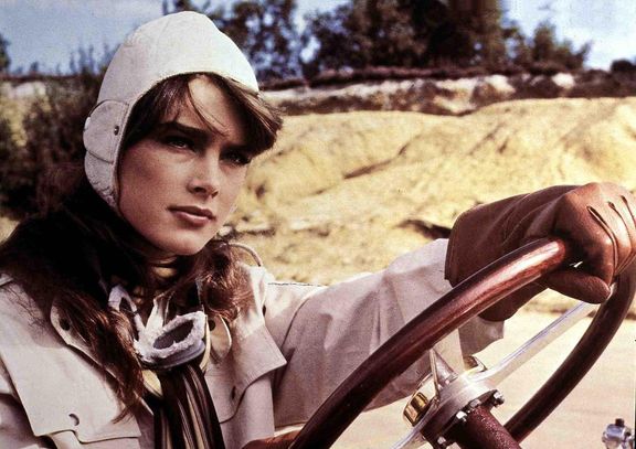 Brooke Shields ve filmu Sahara, 1983.