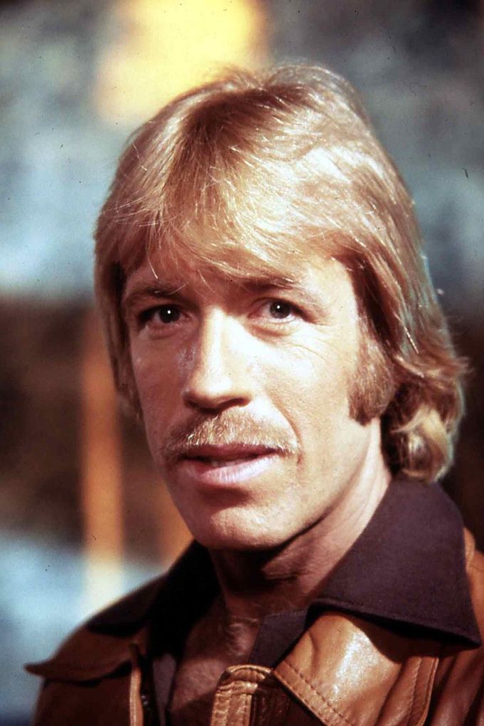 Chuck Norris jako Matt Logan ve filmu A Force of One (1979)