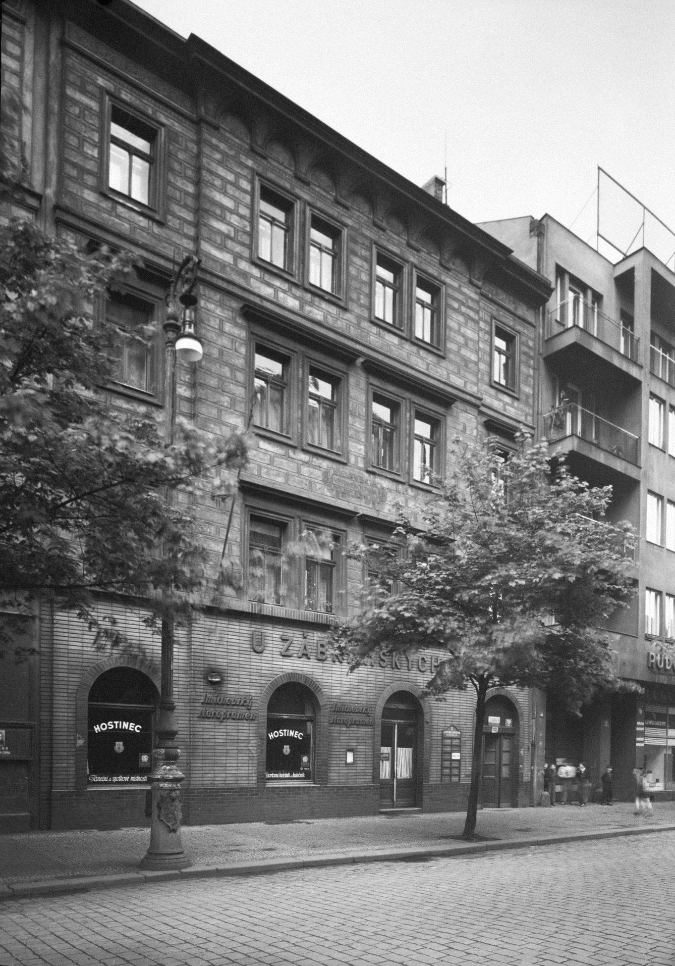 Karlín, Historie, Seriál, Tenkrát, Praha, Pražská čtvrť