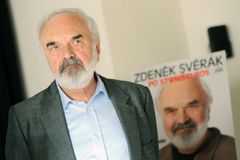 Hradecká univerzita ocení doktorátem Zdeňka Svěráka