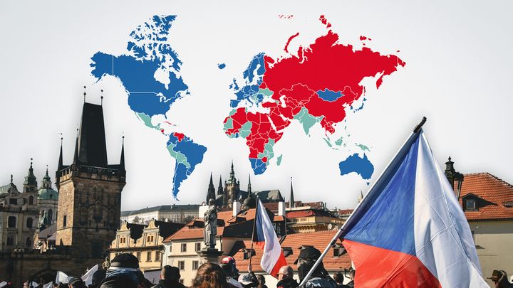 Češi mají lepší demokracii než Francouzi. Za Skandinávci zaostávají, ukazuje srovnání