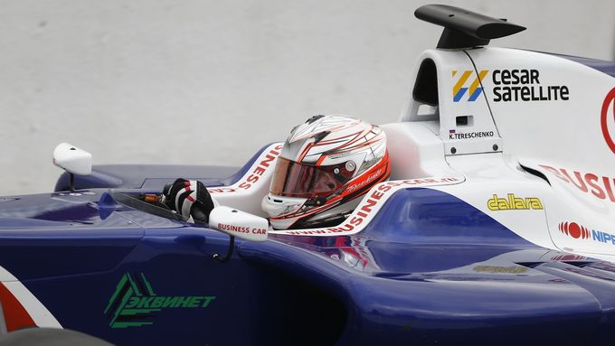 Podívejte se, jak se Konstantin Těreščenko v tréninku GP3 ve Spa-Francorchamps prolétl vzduchem.