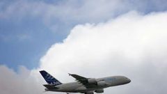 Letí obr A380