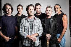 Rockové kouzlo Pearl Jam stále působí. Jejich nové desce dodává šťávu Trump