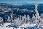 V Beskydech se těžce zranil skialpinista, narazil do stromu