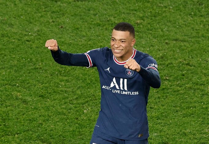 Kylian Mbappé slaví gól proti Realu Madrid