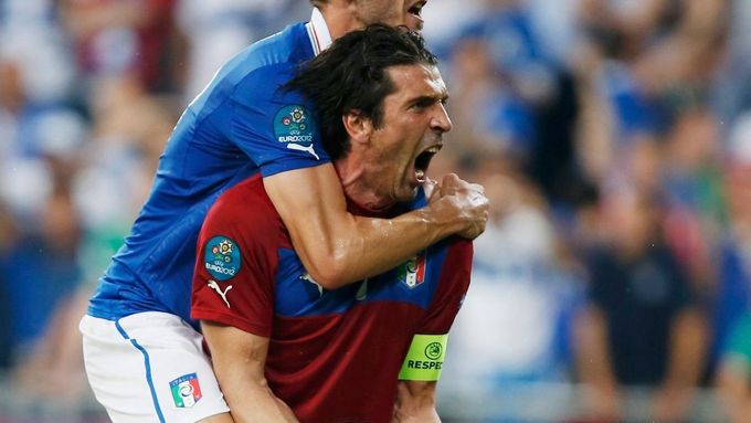 FOTO Takhle se dostali Španělé a Italové do finále Eura