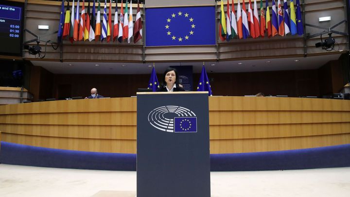 Komise EU: Na fondy nedosáhnou státy, které nevyšetří korupci a střet zájmů; Zdroj foto: Reuters