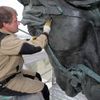Oprava jezdecké sochy Jana Žižky