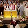 Pohřeb kněze Jacquese Hamela, kterého v kostele zavraždili islamisté
