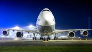 Boeing 747-8i  je skutečně majestátní. Souhrn specifikací letadla zveřejnila online švýcarská firma AMAC Aerospace, která inzerovala v roce 2020 jeho prodej.