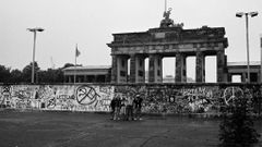 Před padesáti lety se začala stavět berlínská zeď