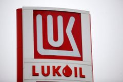 Čerpací stanice Lukoil změní majitele, úřad souhlasí