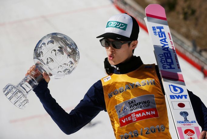 SP ve skocích na lyžích 2018/19, Planica: Rjoju Kobajaši s velkým křišťálovým glóbem