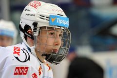 Válel za Kometu, učil se od Erata, nejen NHL žasne nad jeho skromností. Nečas jde v draftu po Top 10