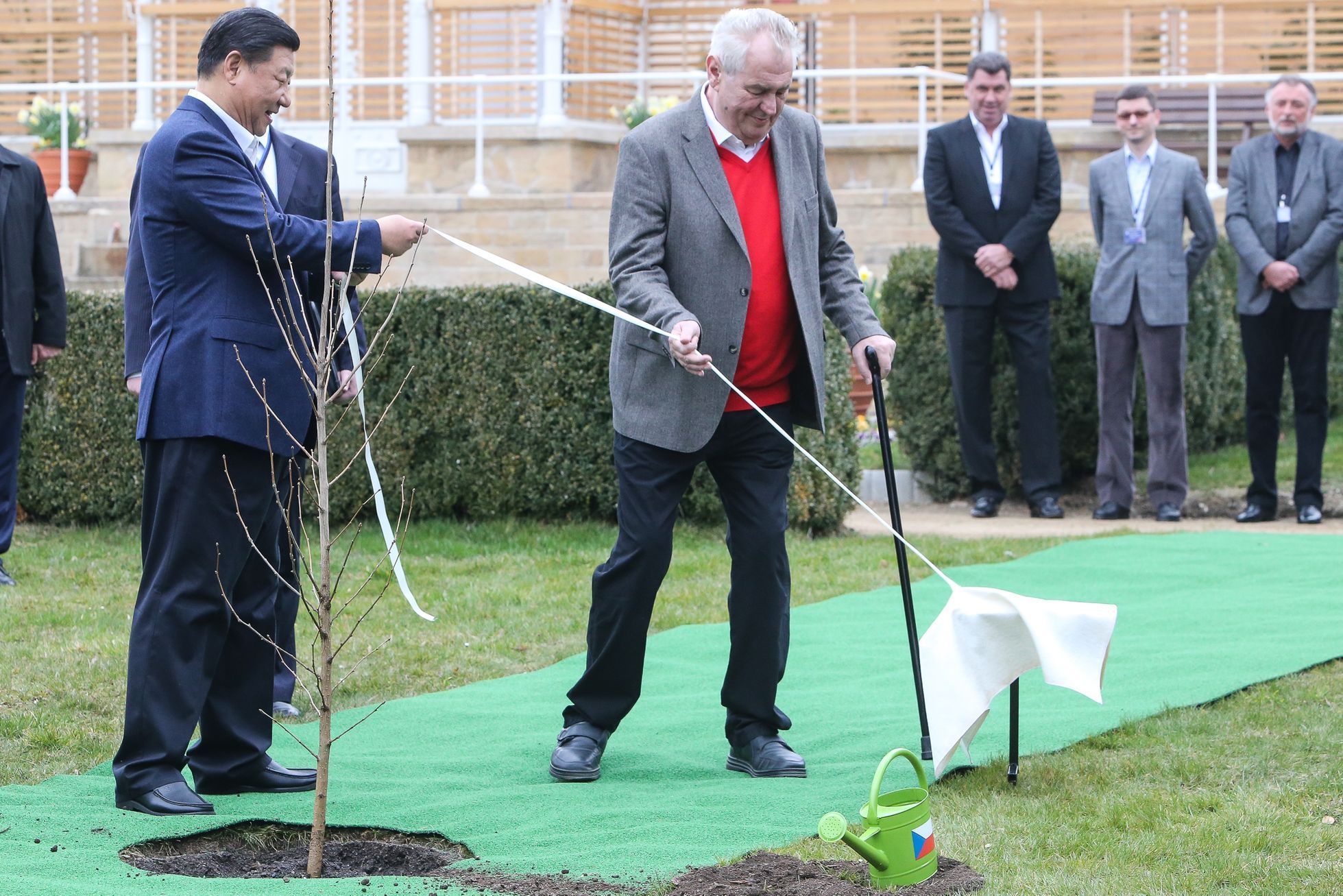 Přílet čínského prezidenta za Zemanem a Lány