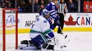 NHL: Vancouver Canucks vs Toronto Maple Leafs (Rimesdyk a Luongo)