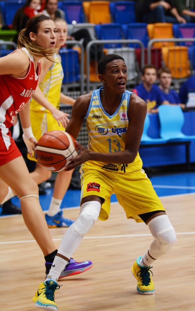 Euroliga: USK Praha-Kayserispor (Danielle Robinsonová)