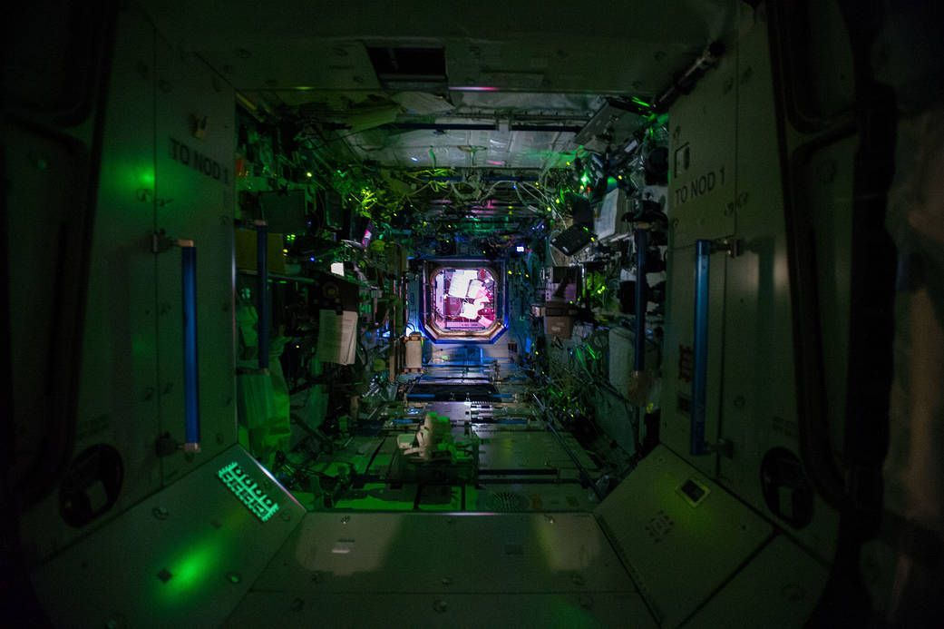 Jednorázové užití / Fotogalerie / Tak šel čas s ISS