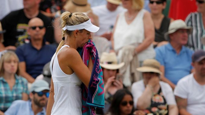 Angelique Kerberová se loučí s letošním Wimbledonem