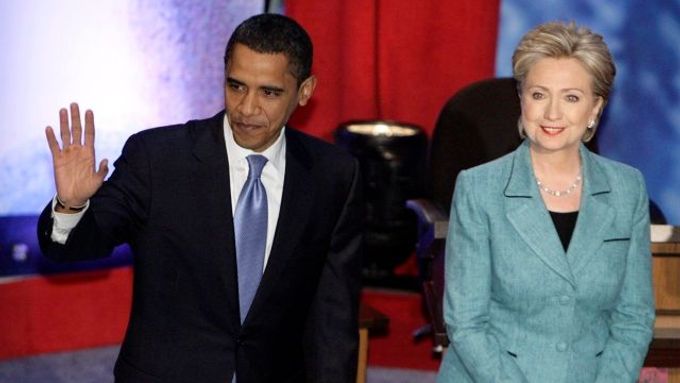 Obama s Clintonovou debatovali v pensylvánské Filadelfii.