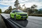 Dříve Favorit, dnes Porsche Cayenne. Toto jsou nejdražší auta z Česka i Slovenska