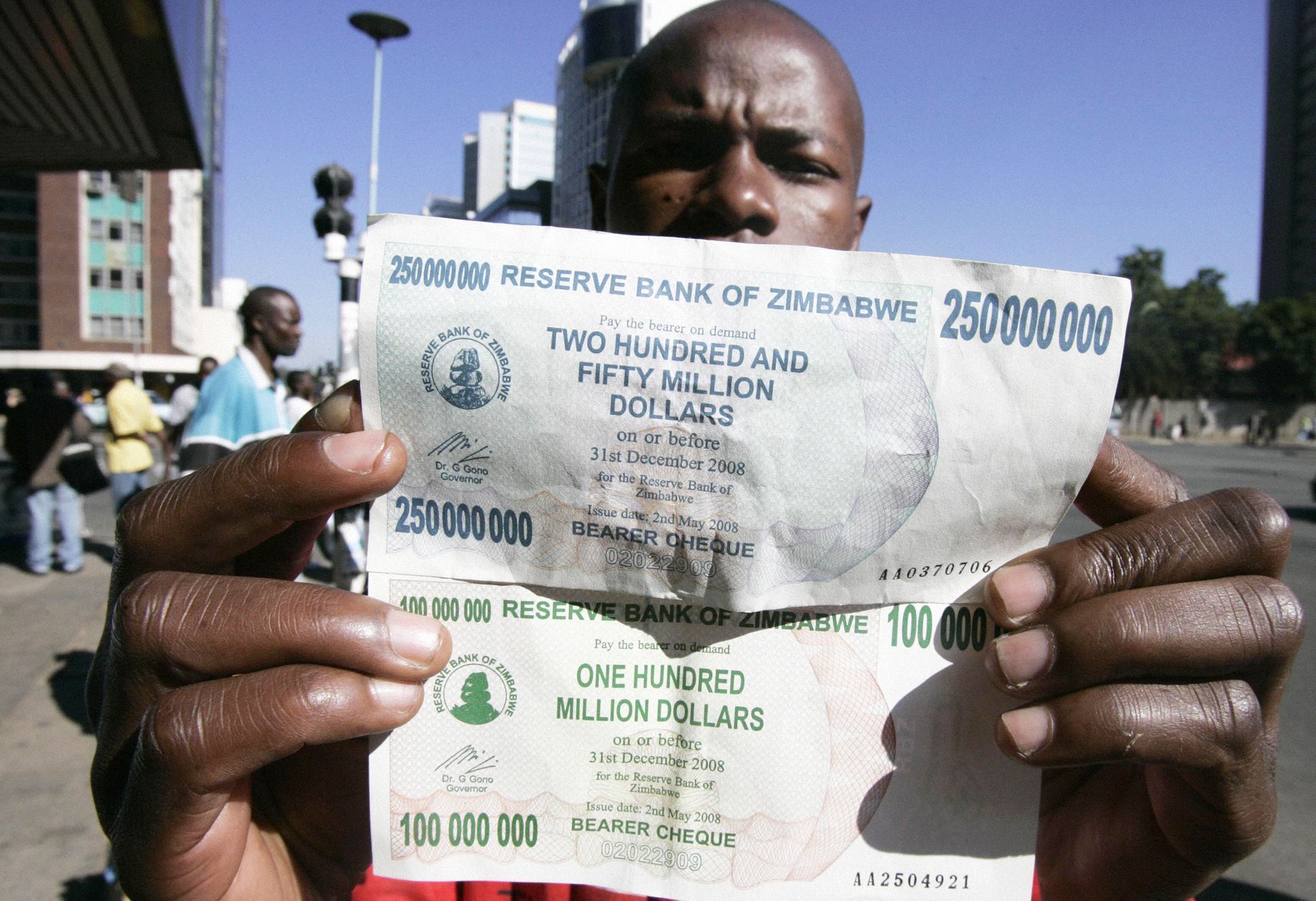 Деньги зимбабве