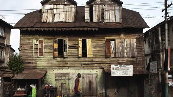 Mizející svět koloniální architektury v Sierra Leone