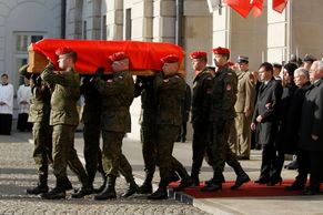Obrazem: Polsko si připomíná smrt své elity