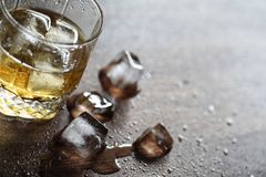 Padla první oběť celní války. Zájem o americkou whisky v Evropě klesá
