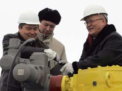 Ropa je to, co dělá z Kazachstánu budoucí světovou velmoc