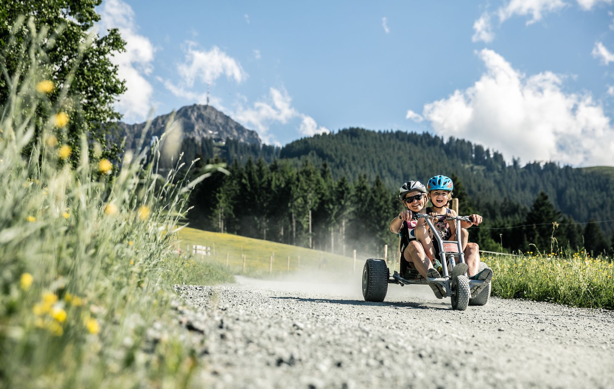 BO_OsterreichWerbung_Jízda na horských vozítkách v St. Johann in Tirol