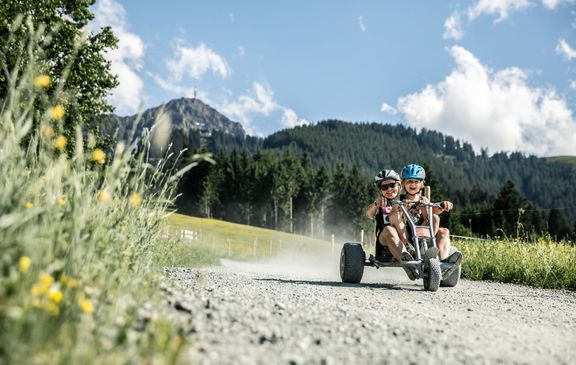 Jízda na horských vozítkách v St. Johann in Tirol