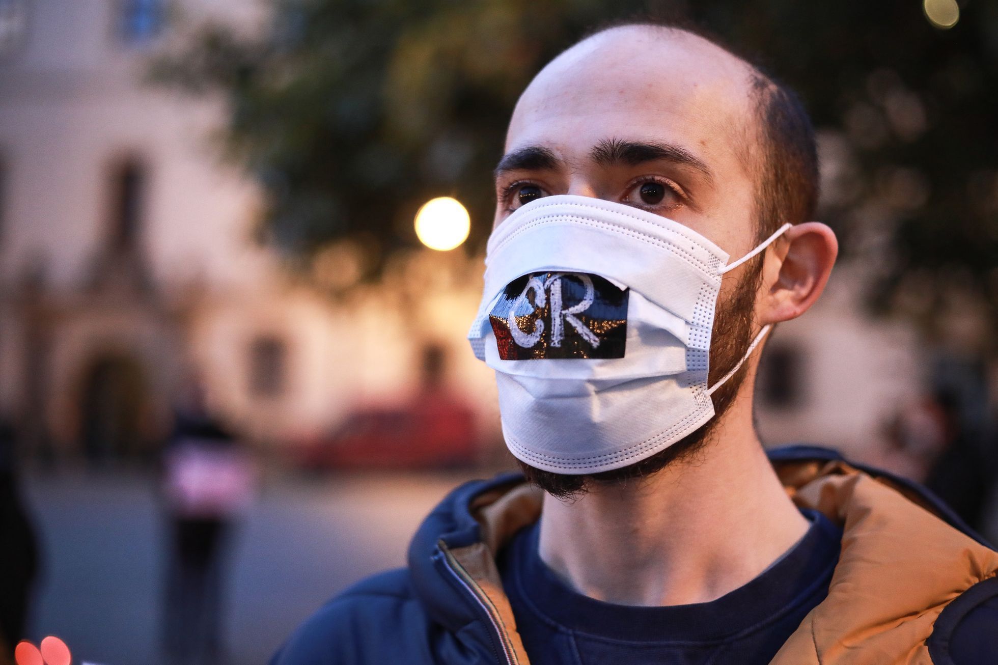 Tichý protest proti válce v Arménii a uctění památky jejích obětí, Praha, Malostranské náměstí