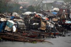 Filipíny postihly povodně, z domovů uprchly tisíce lidí