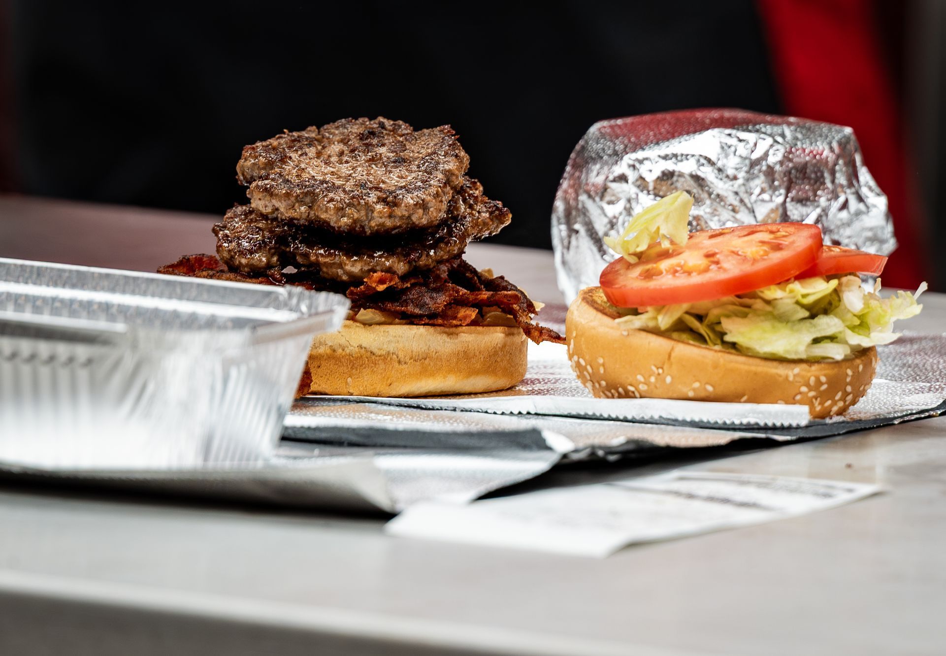 Five Guys, fastfood, jídlo, hamburger, burger, hranolky, gastronomie, Praha