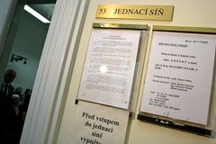 Kožený vyzval ke zveřejnění své české obžaloby
