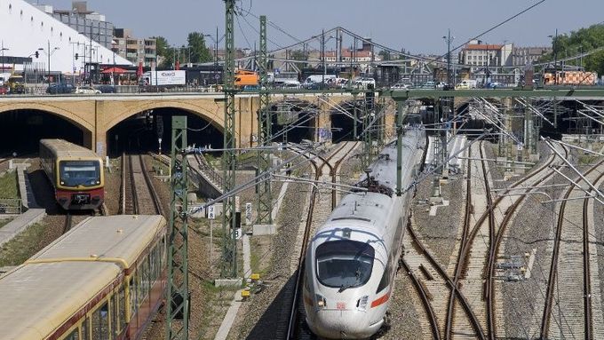 Deutsche Bahn se vydají cestou privatizace. Plán posvětila i dozorčí rada